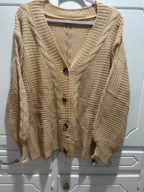 Miss Sparkling- Cable Knit Button Cardigan - Cream-NWOT